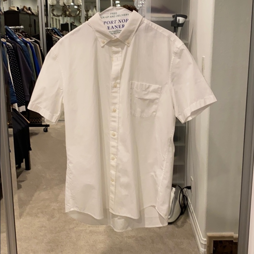 Vince Men’s White Button Down White Shirt.